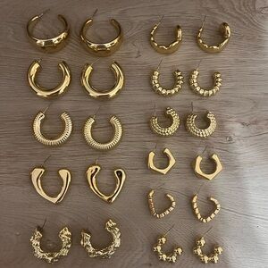 Elegant Gold Hoop Earrings Set
